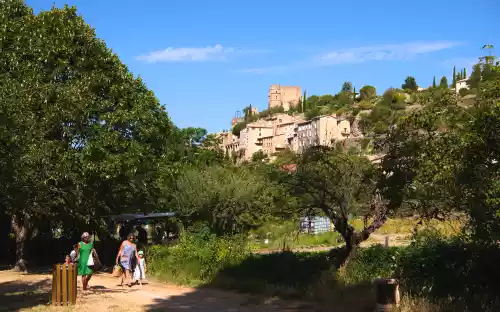 Montbrun depuis la promenade de l'Anary