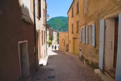 Rue Notre Dame depuis le Beffroi à Montbrun(26)