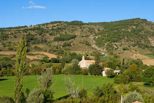 Eglise ND de Calma à Lachau