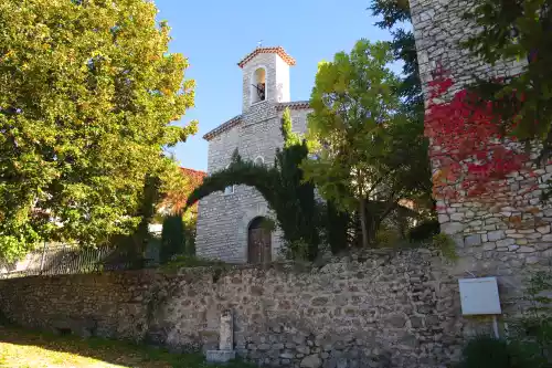 l'eglise de Barret de Lioure