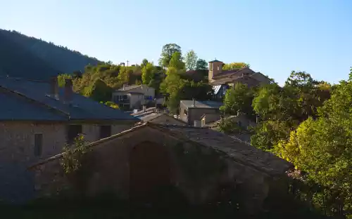 le village d'Éourres (Baronnies - Hautes-Alpes)