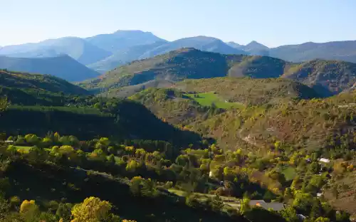 Le massif des Baronnies depuis Éourres (05)