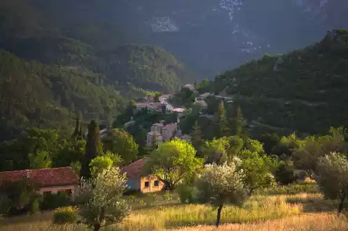 Brantes (Vaucluse) depuis la route de Fontaube