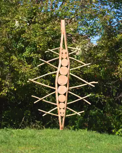 Oeuvre Land-art à Savoillans (Vaucluse - pays du Ventoux)